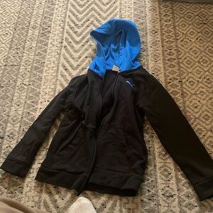 Puma jacket boys small used